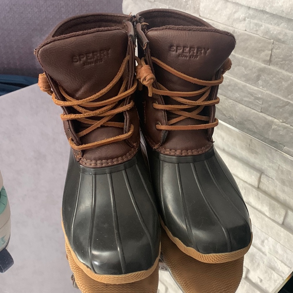 Sperry Duck boots kids size 3
